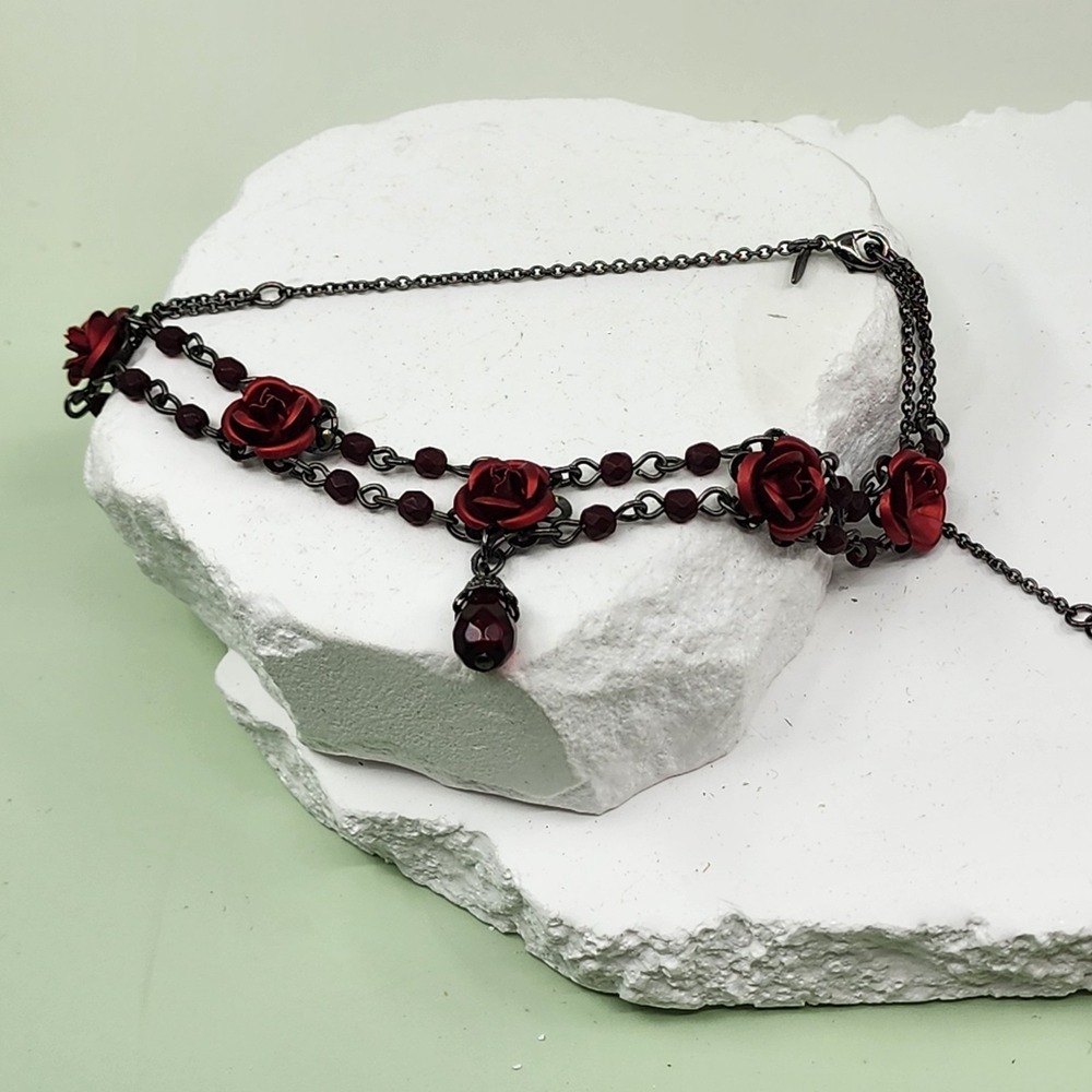 Avon Red Rose Floral Necklace Gunmetal Beaded Teardrop Pendant Gothic Romantic